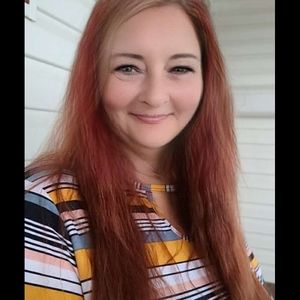 Meet your Posher, Connie